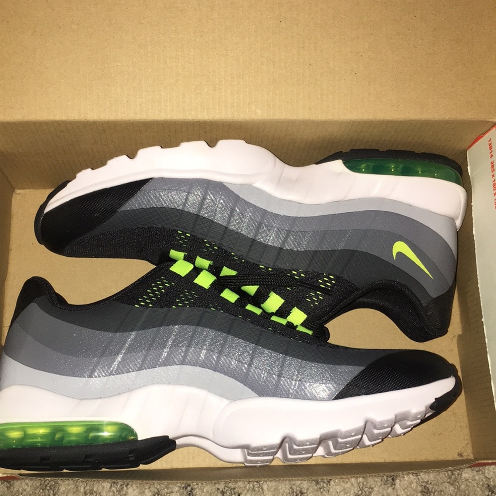 Women's Nike Air Max